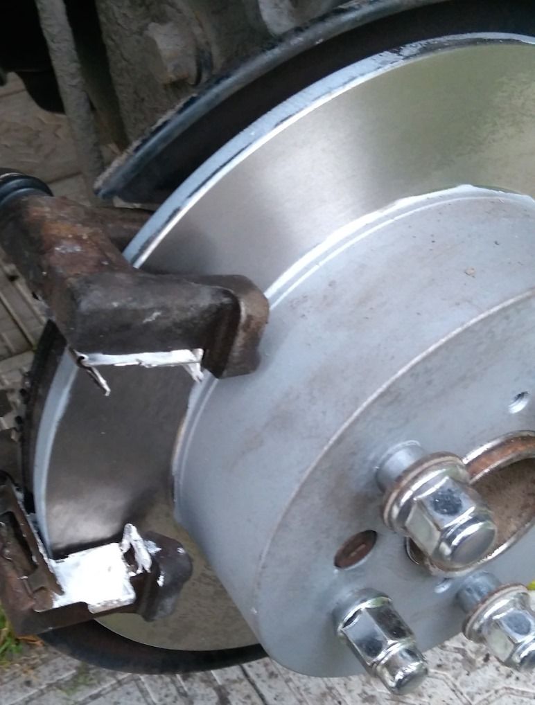 Тормозной диск Miles. Артикул K011618