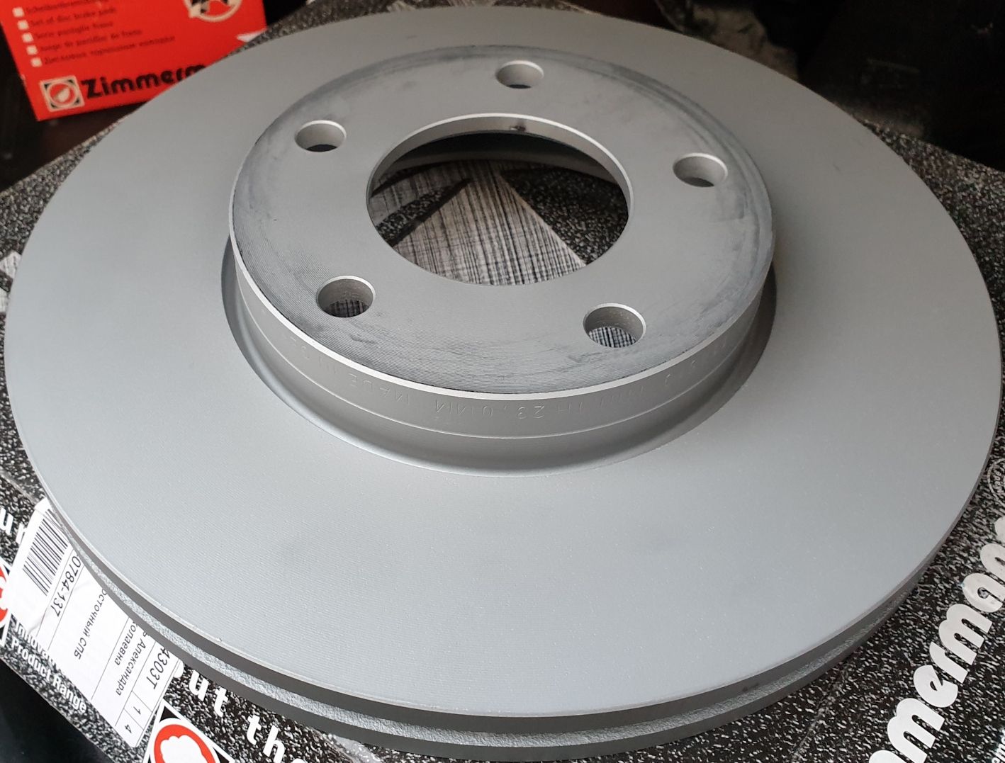 Тормозной диск Zimmermann Coat Z. Артикул 370.3076.20