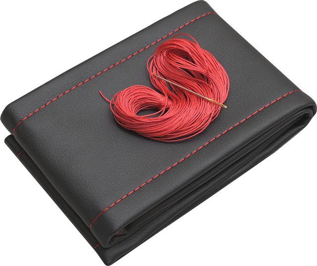 Оплётка на руль Rezkon (размер M, экокожа глад., цвет ЧЕРНЫЙ/КРАСНЫЙ). Артикул 8001011014