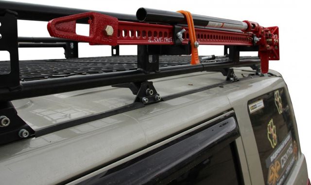 Крепление реечного домкрата Rival на экспедиционный багажник для UAZ Patriot 2008-2026. Артикул D.6311.1