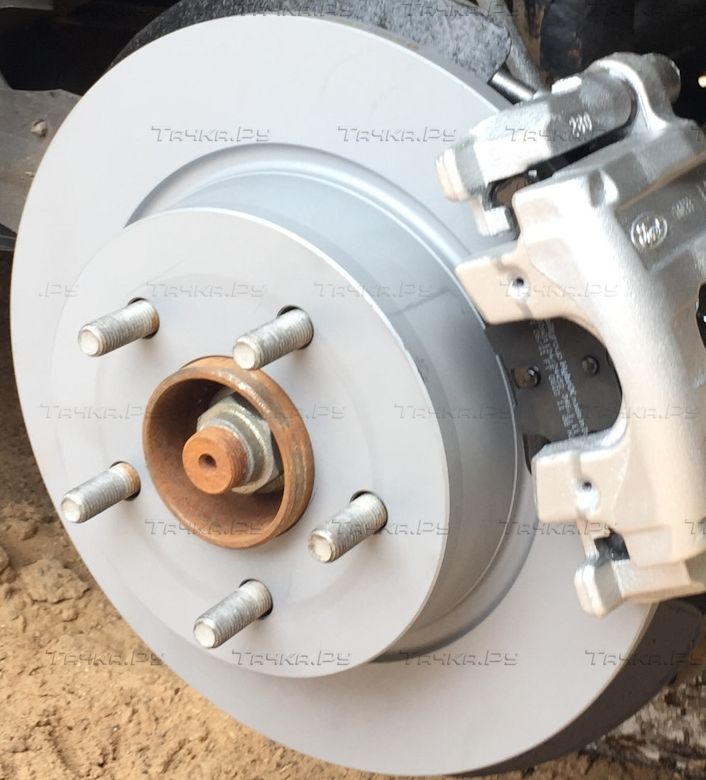 Тормозной диск Bosch задний для Ford Kuga II 2013-2019. Артикул 0 986 479 762