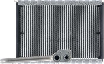 Испаритель кондиционера Mahle Premium для Volvo  FH II 2012-2026. Артикул AE 169 000P