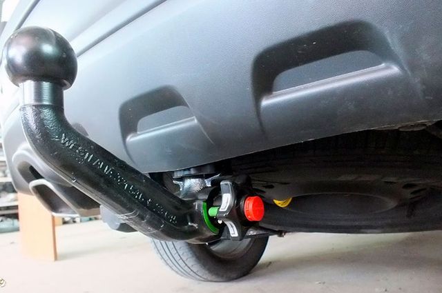 Фаркоп Westfalia для Chevrolet Captiva 2013-2016. Быстросъемный крюк. Артикул 342217600001