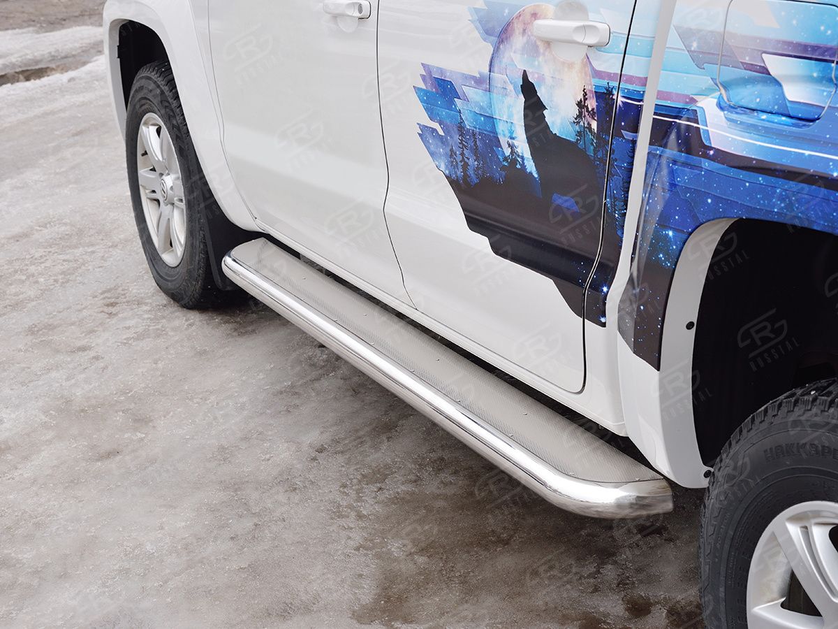 Защита порогов RusStal труба d63 c листом (Лист алюм, проф. нерж)(Вариант 3) для Volkswagen Amarok I 2016-2026. Артикул VAML-0025433