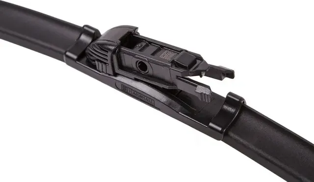 Комплект бескаркасных щеток стеклоочистителя 21” / 53 см + 19” / 48 см hook, side pin, push/pinch 19 mm () (Marshall). Артикул MW8103