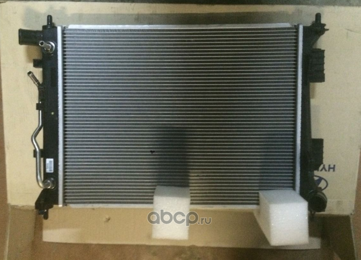 Радиатор охлаждения двигателя Hyundai / KIA. Артикул 253102V450