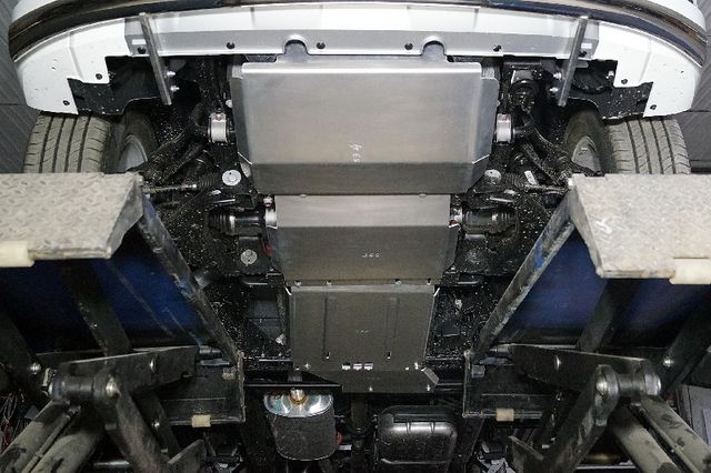 Защита алюминиевая ТСС (4 мм) для картера, переднего моста, КПП и РК Great Wall Poer Kingkong 2023-2026. Артикул ZKTCC00598K