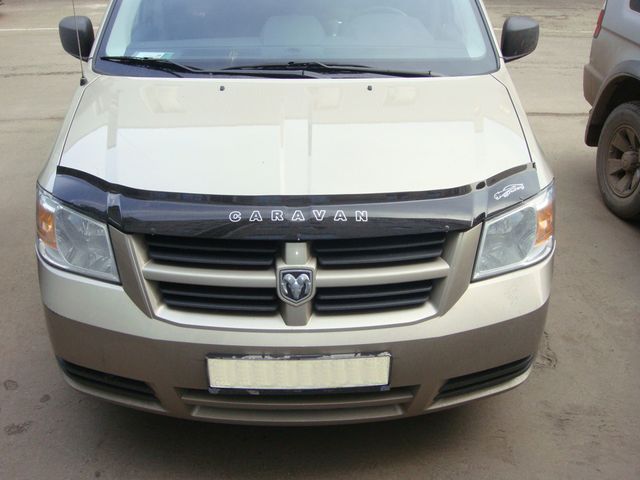 Дефлектор VT52 для капота Dodge Caravan V 2007-2010. Артикул DD08VT