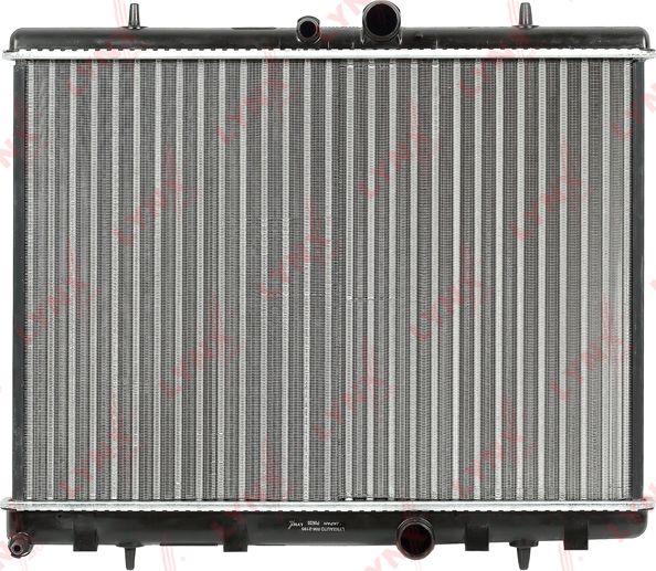 Радиатор охлаждения двигателя LYNXauto. Артикул RM-2195