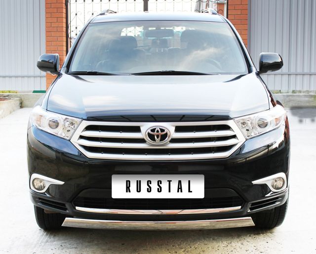 Защита RusStal переднего бампера d75x42 (дуга) для Toyota Highlander II 2010-2014. Артикул THZ-000731