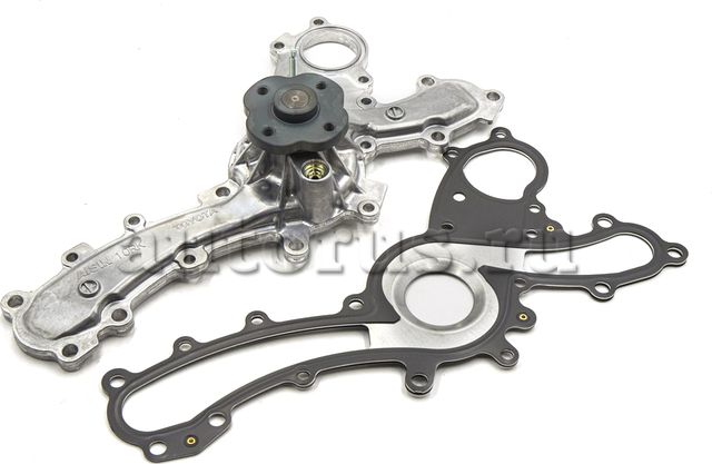 Помпа (водяной насос) Toyota для Toyota Sienna III 2010-2026. Артикул 1610039456