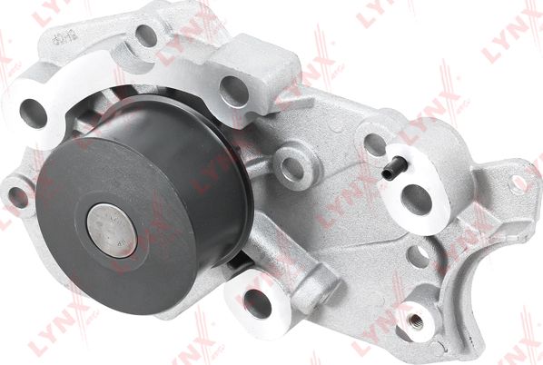 Помпа (водяной насос) LYNXauto. Артикул CW-0095