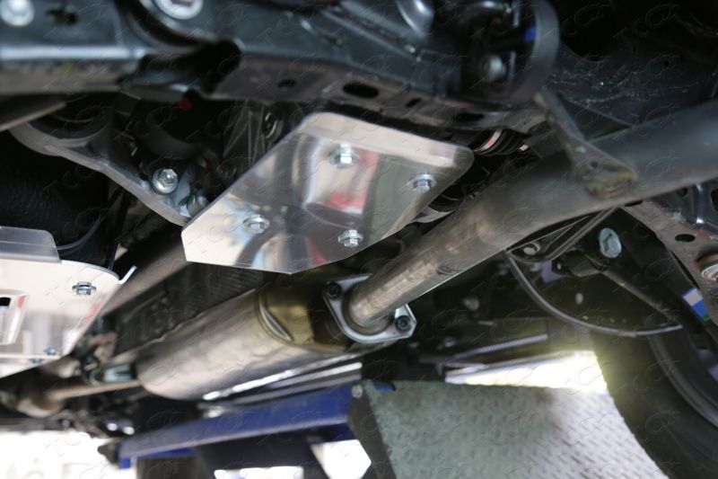 Защита алюминиевая ТСС (4 мм) для дифференциала Toyota RAV4 IV XA40 2013-2019. Артикул ZKTCC00175