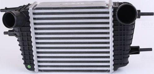 Интеркулер Nissens ** FIRST FIT **. Артикул 961116