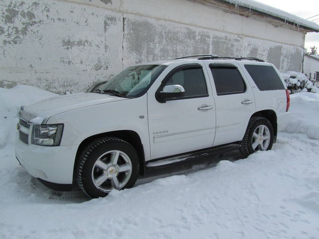 Дефлекторы SIM для окон Chevrolet Tahoe GMT900 2006-2014. Артикул SCHTAH0732