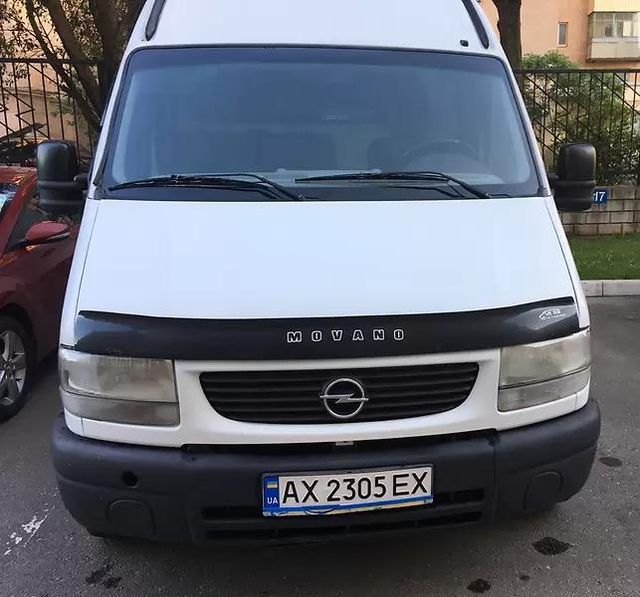 Дефлектор VT52 для капота Nissan Interstar 1998-2003. Артикул RL15VT
