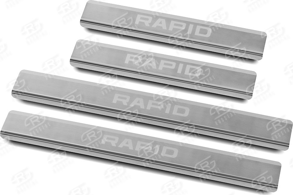 Накладки RusStal на пороги (лист нерж. шлифованный с надписью) для Skoda Rapid II 2020-2026. Артикул SKRAP20-03
