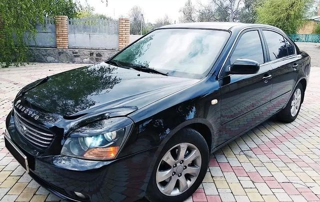 Дефлектор Vip-Tuning для капота Kia Optima II 2005-2008. Артикул KA13