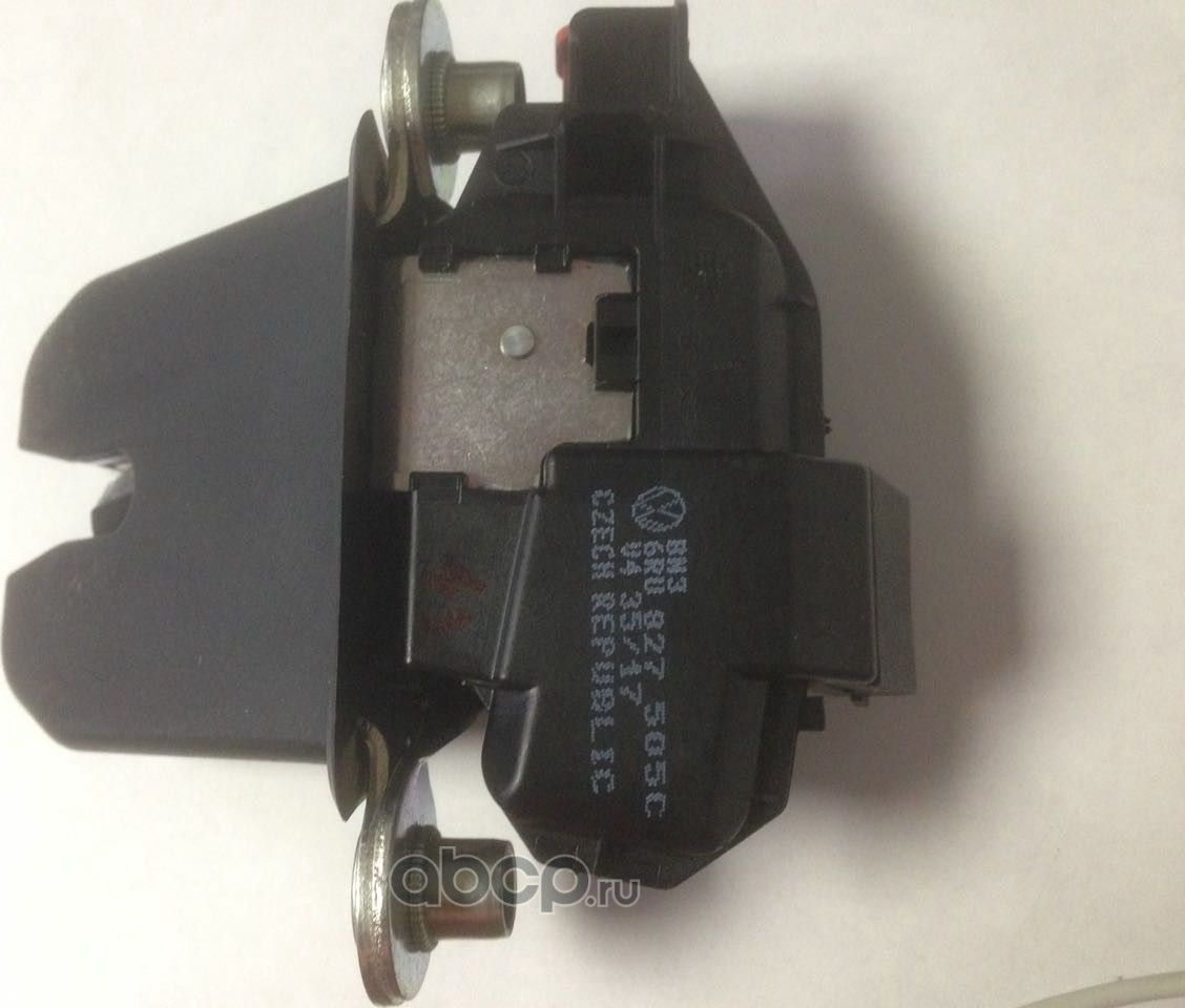 Замок задней двери VAG. Артикул 6RU827505C