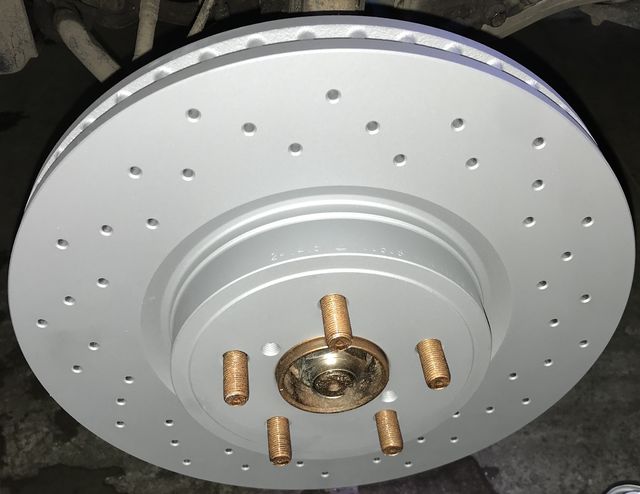 Тормозной диск Zimmermann Sport Coat Z передний для Subaru Outback IV 2009-2014. Артикул 530.2464.52