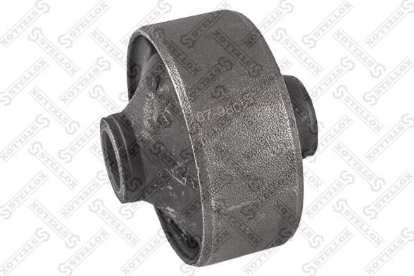 Сайлентблок переднего рычага подвески Stellox. Артикул 87-98021-SX