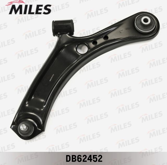 Поперечный рычаг передней подвески Miles левый для Fiat Sedici 2006-2014. Артикул DB62452