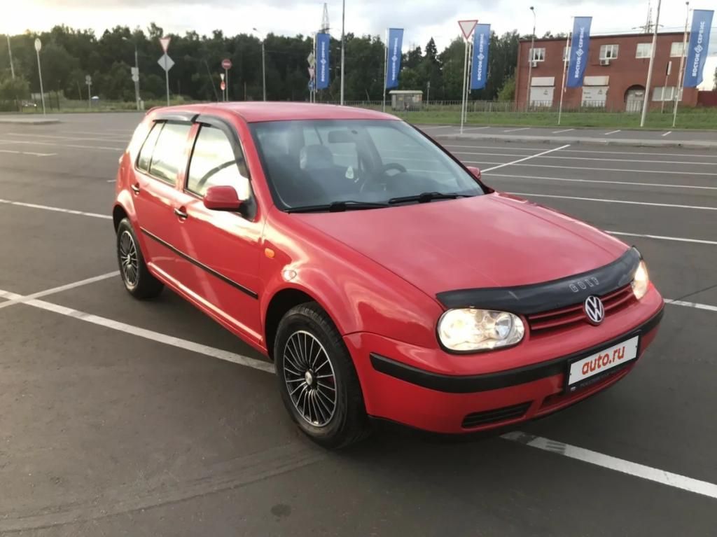 Дефлектор Vip-Tuning для капота Volkswagen Golf IV хэтчбек 1997-2005. Артикул VW12