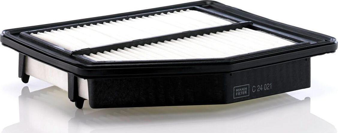 Воздушный фильтр Mann-Filter. Артикул C 24 021