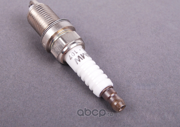 Свеча зажигания BMW (OEM) для BMW 5 II (E28) 1981-1987. Артикул 12129063428