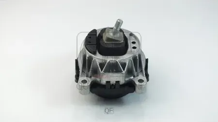 ОПОРА ДВИГАТЕЛЯ LH (Quattro Freni). Артикул QF00A00630