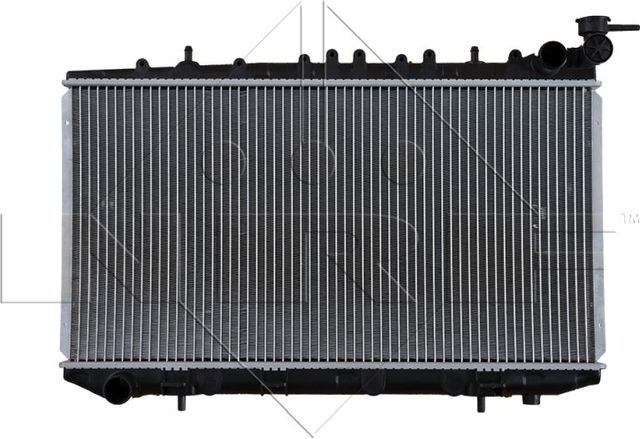 Радиатор охлаждения двигателя NRF для Nissan Primera P10 1991-1998. Артикул 503497