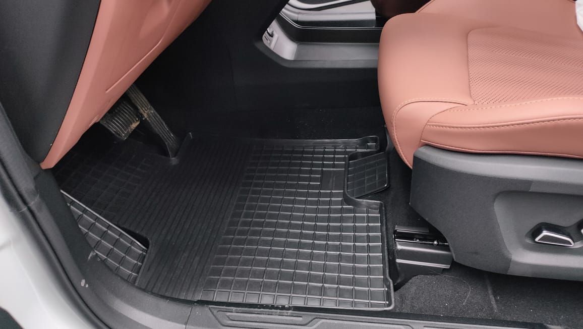 Коврики резиновые Seintex с узором сетка для салона Changan UNI-Z 2024-2026. Артикул 318972