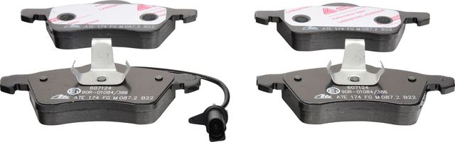 Тормозные колодки ATE передние для Volkswagen Transporter T4 1990-2003. Артикул 13.0460-7124.2