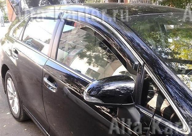 Дефлекторы окон Cobra Tuning ЕвроСтандарт для Toyota Rav 4 IV 5d с хромированным молдингом 2013-2018. Артикул TE26813CR