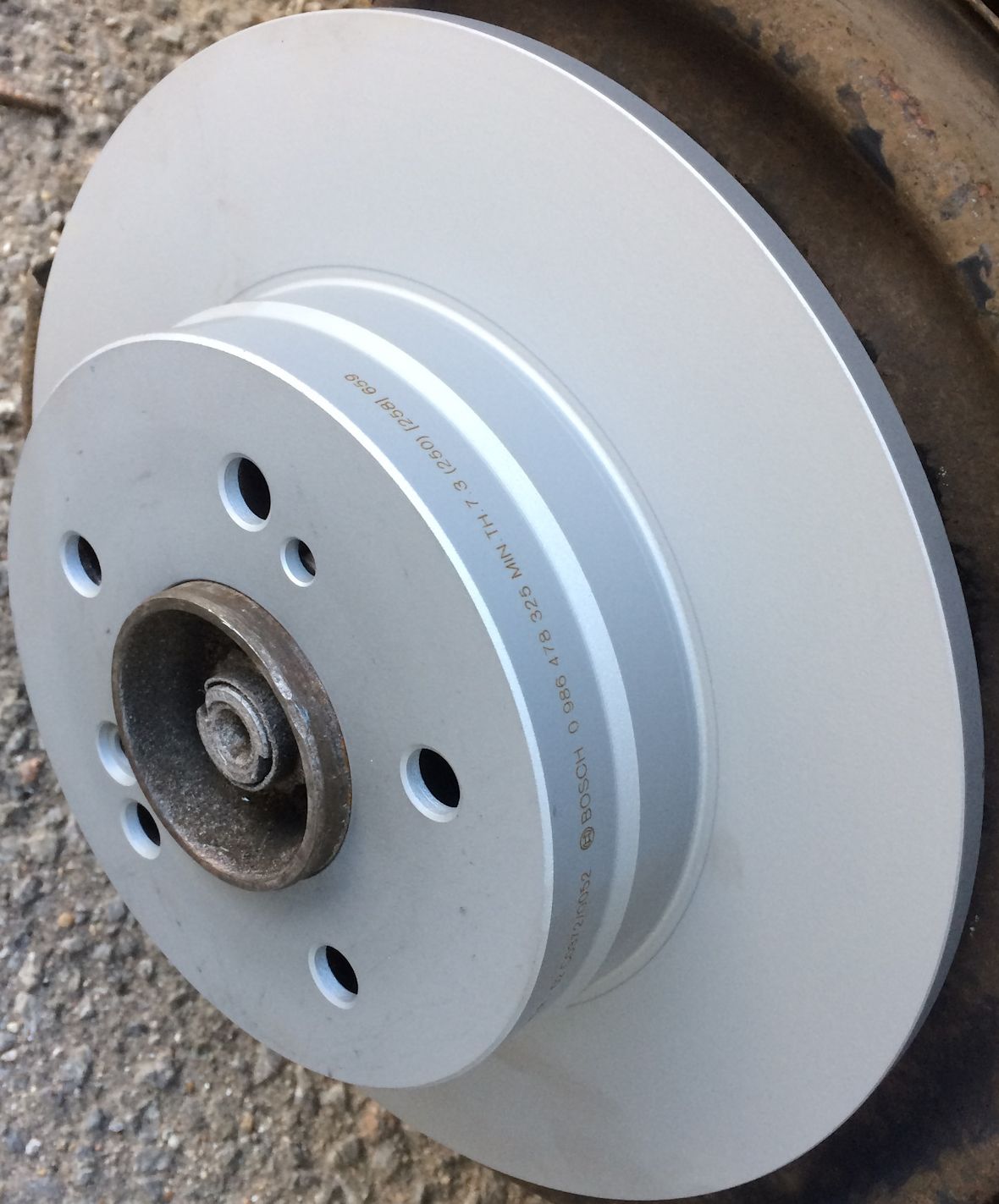 Тормозной диск Bosch. Артикул 0 986 478 325