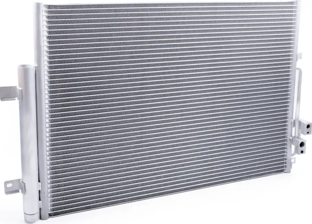 Радиатор кондиционера 301000058AA TIGGO 4 / 7 / 8 / OMODA C5 Lumer Lumer. Артикул LM07082