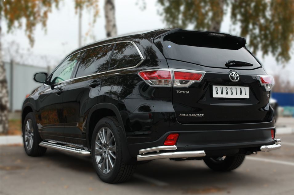 Защита RusStal заднего бампера уголки d63 (секции) d42 (секции) для Toyota Highlander III 2014-2026. Артикул THRZ-001928