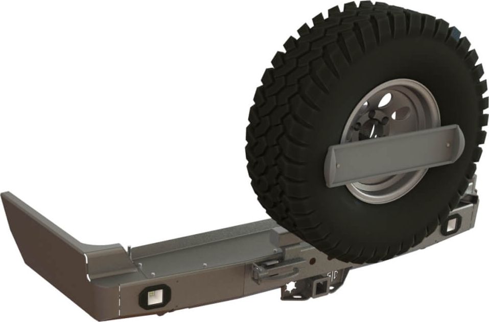 Бампер силовой задний STC для Toyota Land Cruiser 100 1998-2007 с квадратом под фаркоп, кронштейном крепления запасного колеса по центру, кронштейном крепления гос номера и фарами заднего хода/ ПТФ. Артикул STC-TLC100-BR-C1-L2