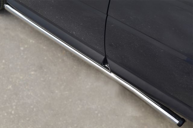 Защита порогов RusStal труба d63 (вариант 2) для Land Rover Freelander II 2013-2014. Артикул LFRT-0014932