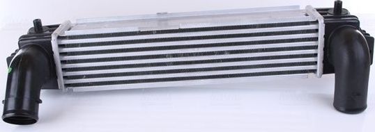 Интеркулер Nissens ** FIRST FIT **. Артикул 96215