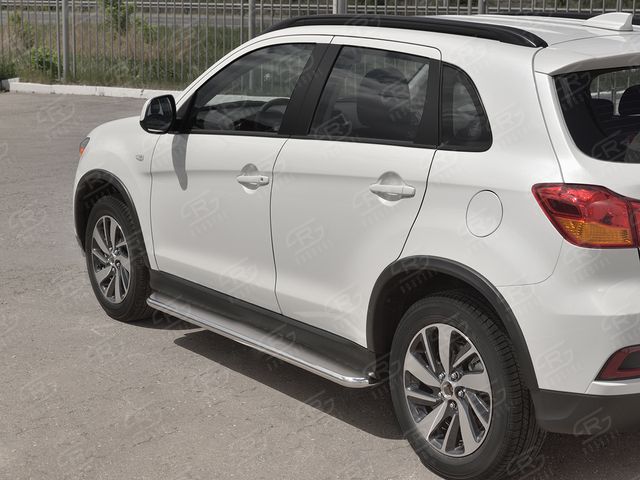 Защита порогов RusStal труба d42 с листом (Лист нерж, проф. нерж) (Вариант 3) для Mitsubishi ASX I 2й рестайлинг 2016-2020. Артикул MASL-0029603