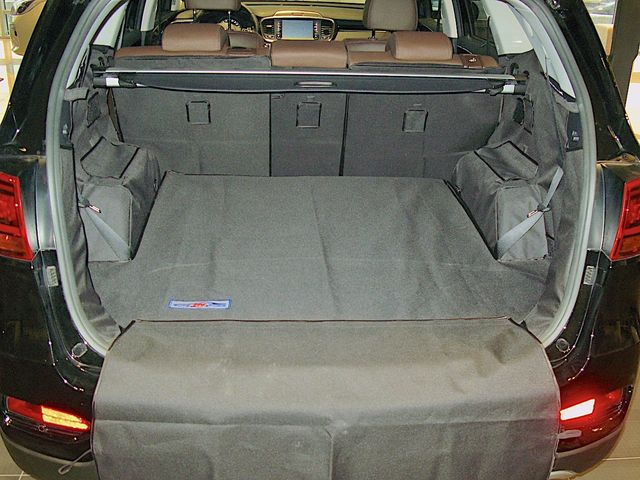 Защитный чехол AUTOSMSTUDIO "Maxi" в багажник автомобиля для Kia Sorento Prime III (7 мест) 2014-2020, черный. Артикул TP-K8SOR-PR-MAXI-BL