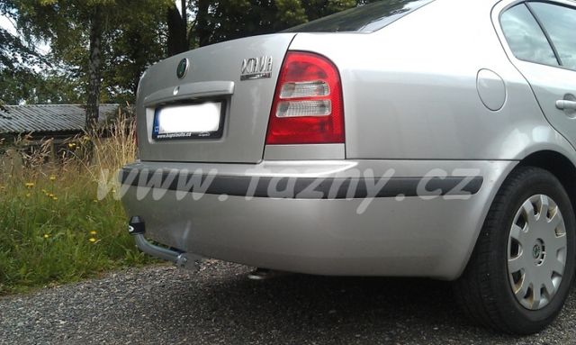 Фаркоп Galia оцинкованный для Skoda Octavia A4 1996-2004 седан, универсал. Артикул S085A