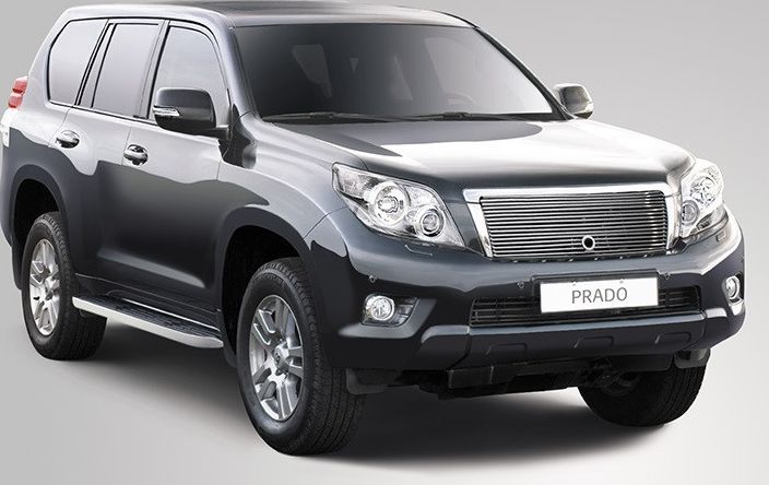 Накладка на решётку радиатора ВЕРХНЯЯ Союз-96 d10 (с отверстием для камеры) для Toyota Land Cruiser Prado 150 2009-2013. Артикул TC15.91.2124