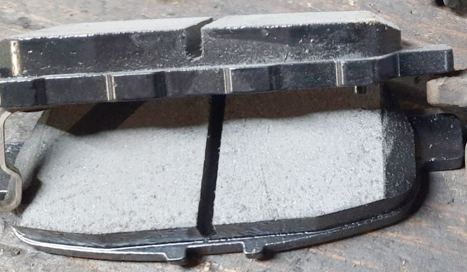 Тормозные колодки Nisshinbo. Артикул NP2041