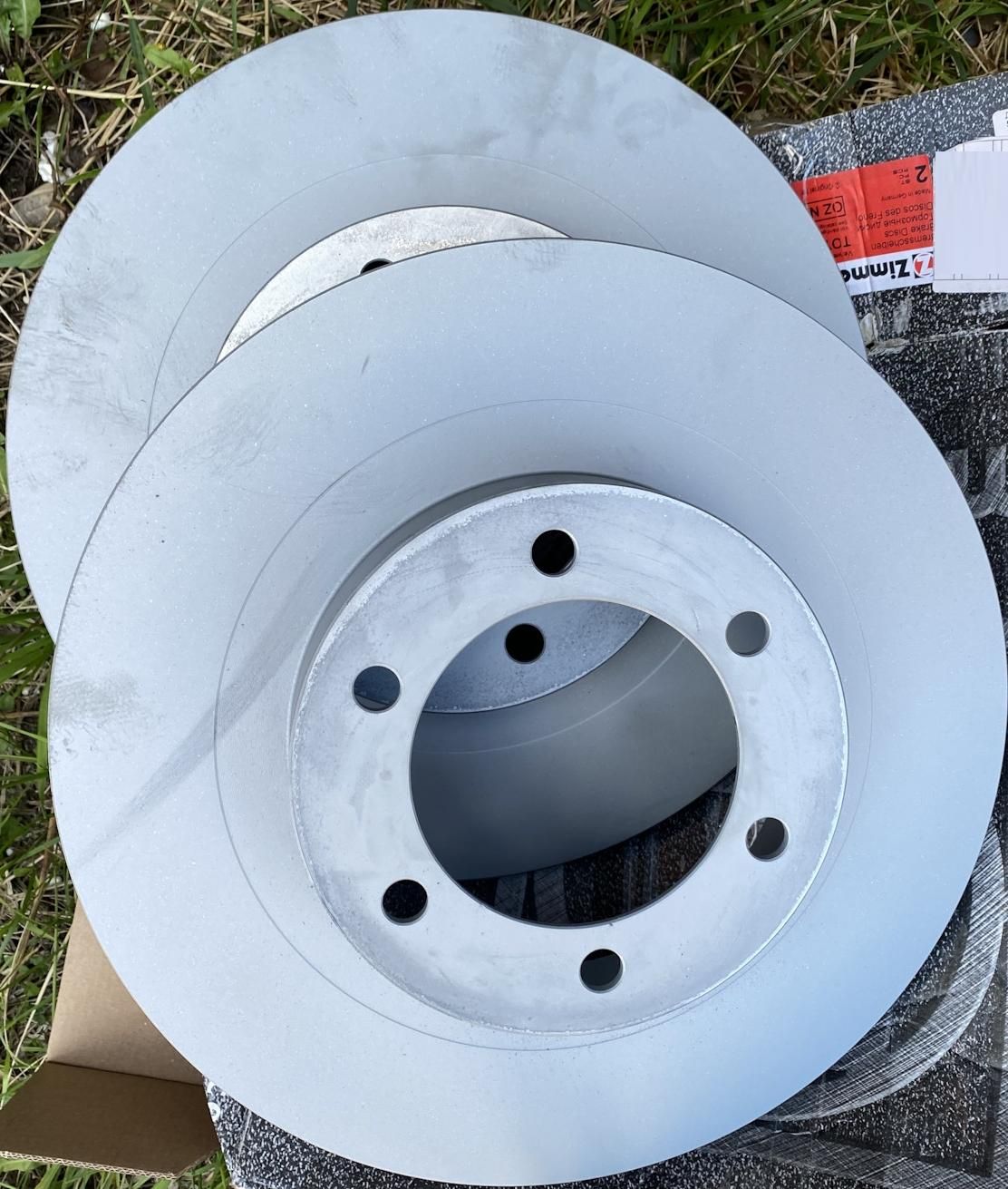 Тормозной диск Zimmermann Coat Z. Артикул 590.2586.20