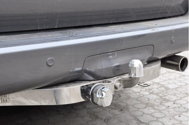 Фаркоп Baltex для Lexus GX 470 2003-2009. (с декор. накладкой) Фланцевое крепление. Артикул Y13aNL