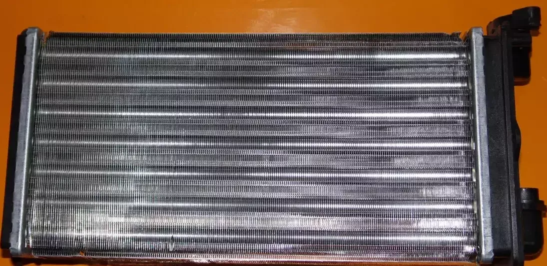 Радиатор отопителя (печки) AVA. Артикул BW6022