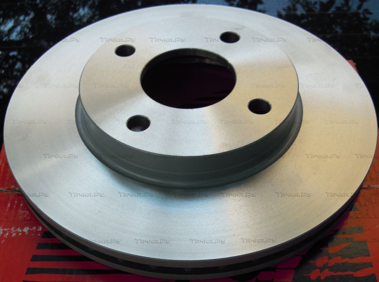 Тормозной диск Remsa передний для Ford StreetKa 2003-2005. Артикул 6575.10