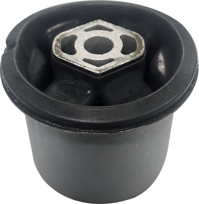 Сайлентблок заднего рычага подвески CTR. Артикул GV1008